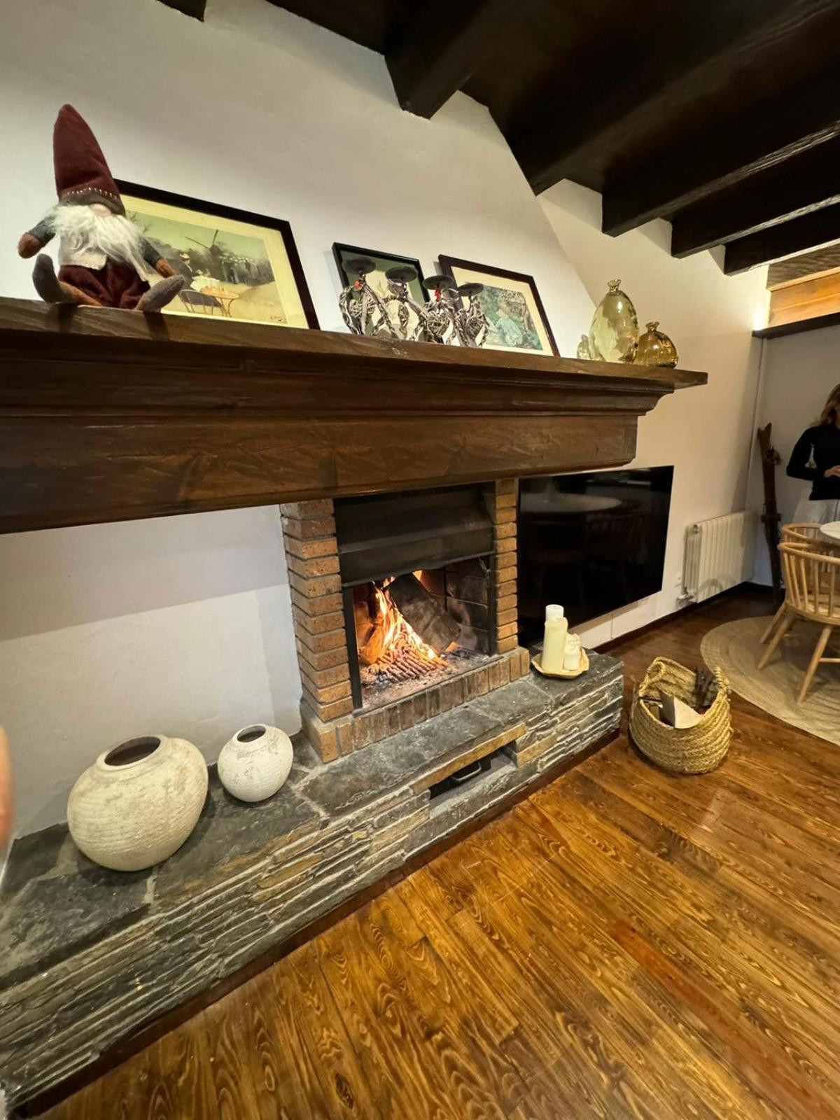 Baqueira 1500 Pie De Pistas Apartamento Cuilas Naut Aran ภายนอก รูปภาพ
